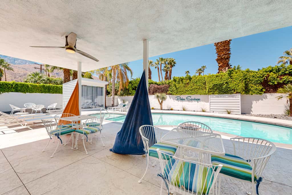 Twin Palms Modern