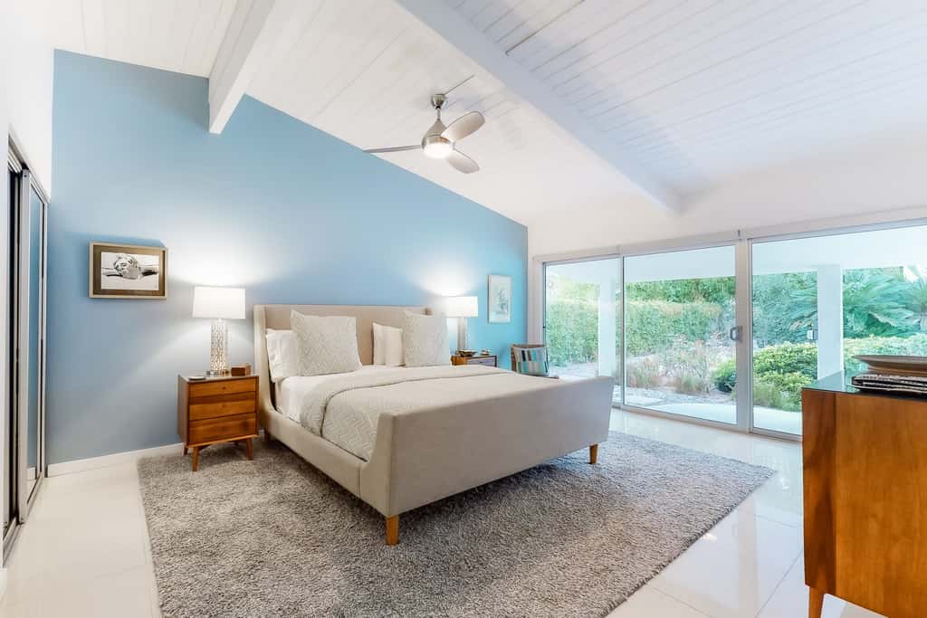 Palm Springs Style - 2875