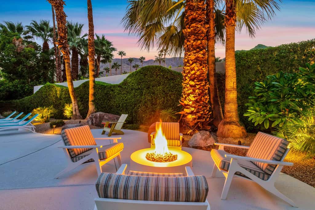 Palm Springs Style - 2875