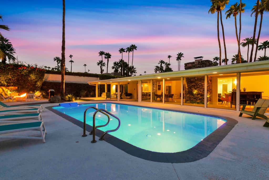 Palm Springs Style - 2875