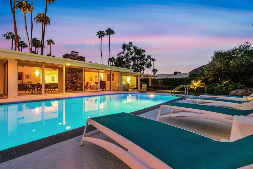 Palm Springs Style - 2875
