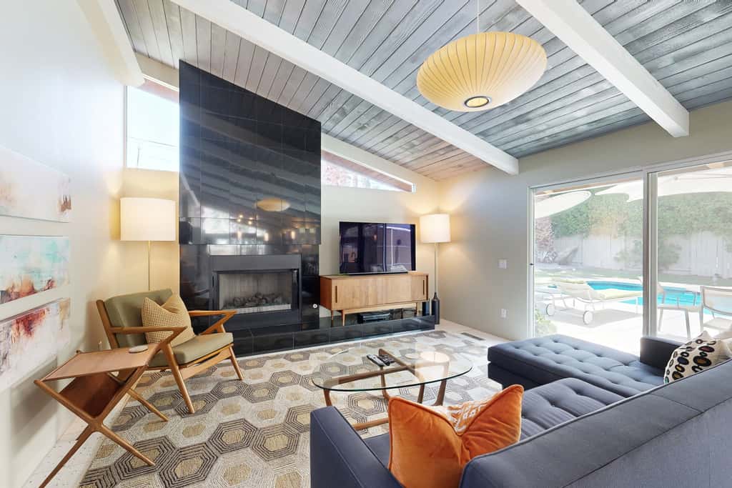 Twin Palms Mid-century Escape - 1983