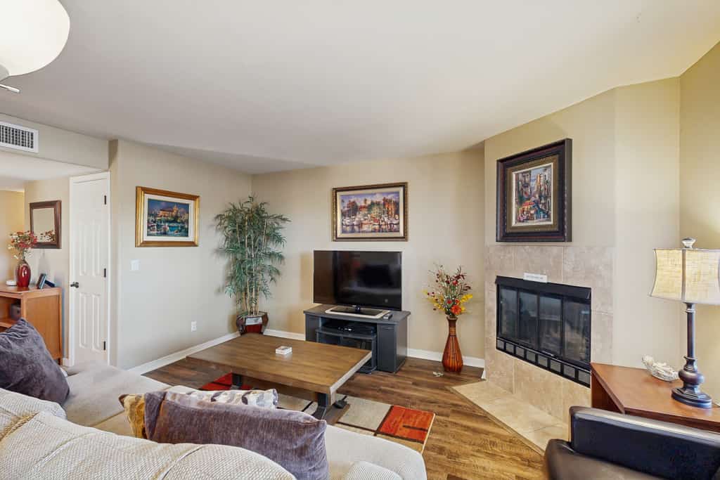 Comfortable, Single-Level Condo with Free WiFi, Washer/Dryer, & Shared Pool
