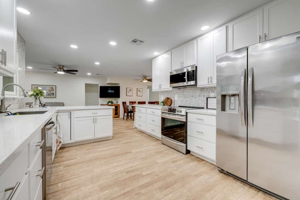 Ground-Floor Home w/Valley Views, Central A/C, Fast WiFi, & Private Washer/Dryer