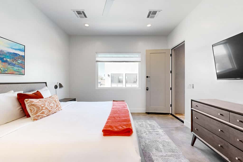 Sonoran Sunsets, a 3-Suite Retreat