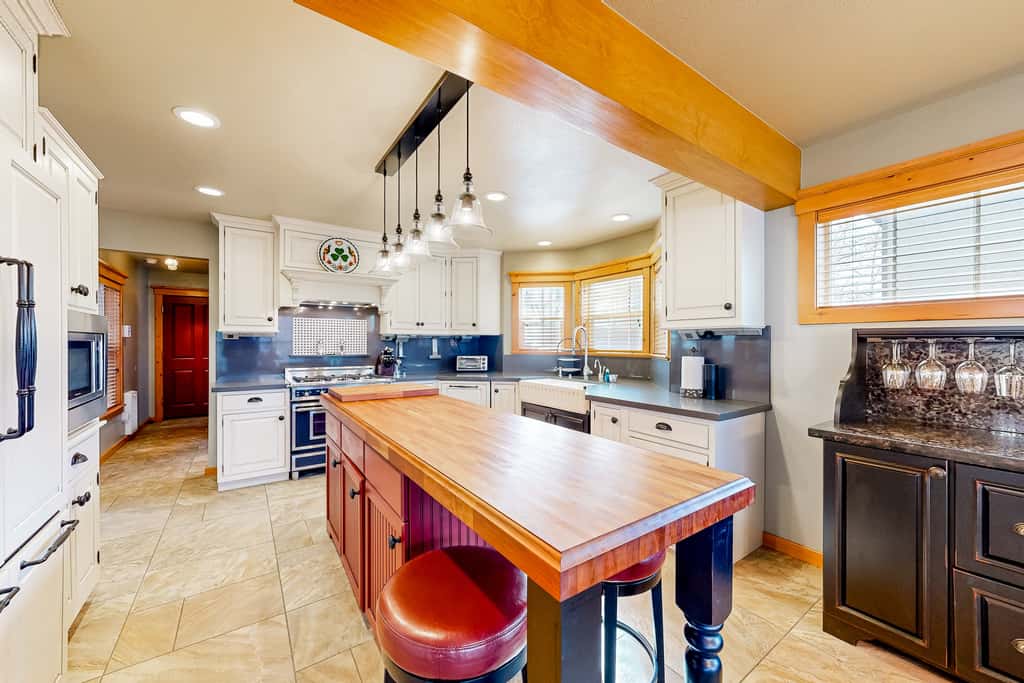 Flagstaff Fantasy - Main House