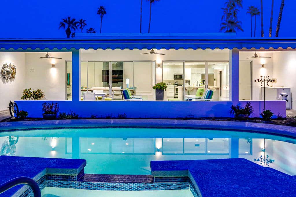Palm Springs Timeless Beauty - 4240