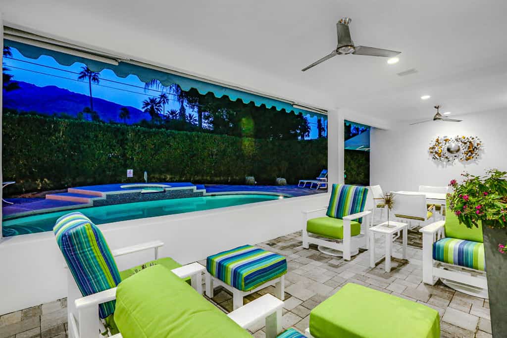 Bright mid-century modern home w/ private pool and spa, gas grill, dogs welcome