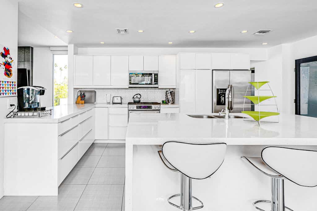 Palm Springs Timeless Beauty - 4240