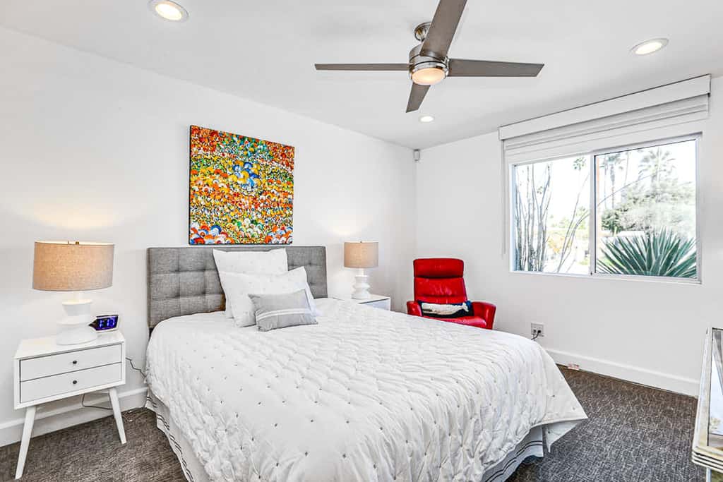 Palm Springs Timeless Beauty - 4240