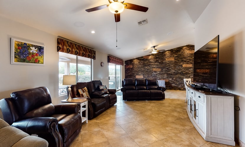 55+ Resort Home - Shared Pool & Hot Tub - WiFi, AC, Snowbird-Friendly, Dogs OK