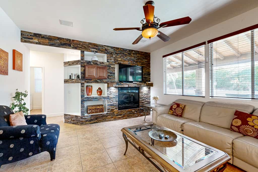 Beautiful home with private pool, outdoor kitchen & enclosed yard