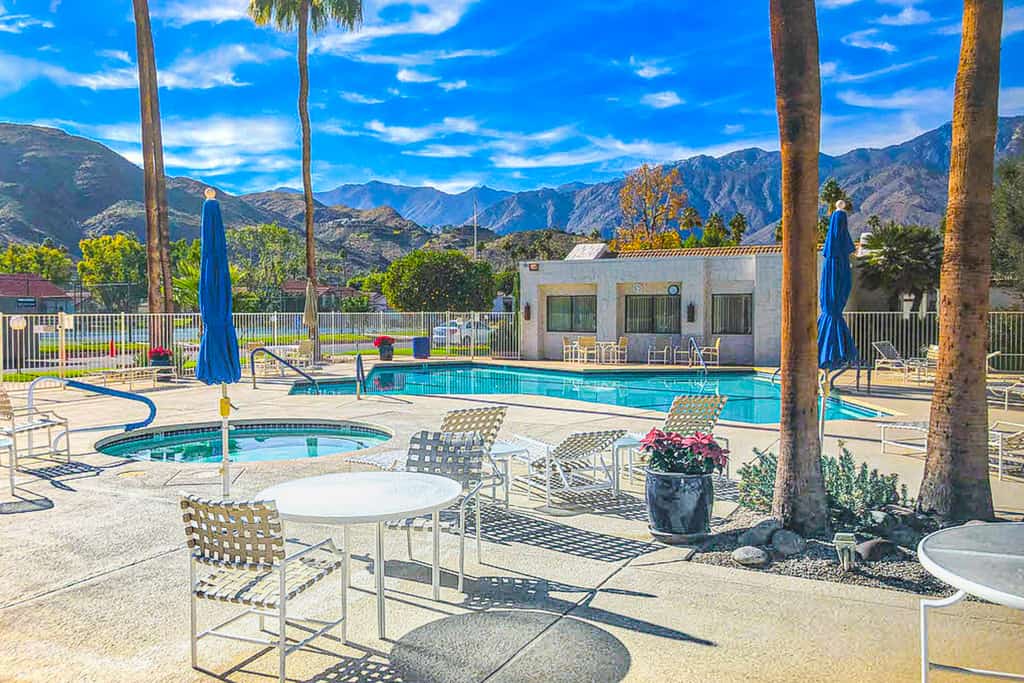 Light & bright getaway w/ private gas grill, shared pool, pool spa, & tennis