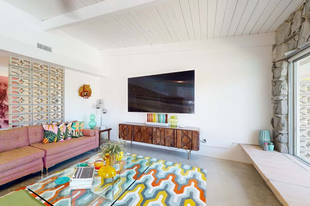 Mid-Century Alexander Stunner in Vista Las Palmas - 3800