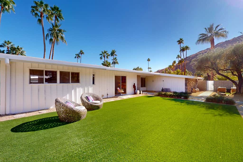 Mid-Century Alexander Stunner in Vista Las Palmas - 3800