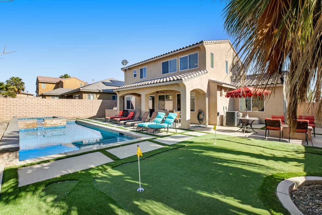 Casa Whimsy