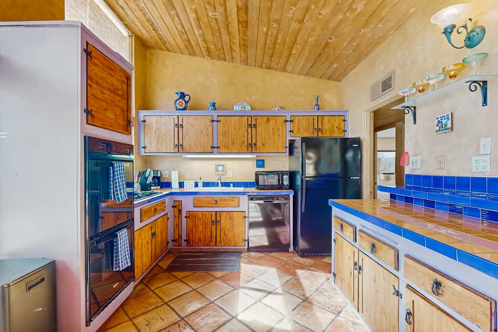 Early California Style - 290