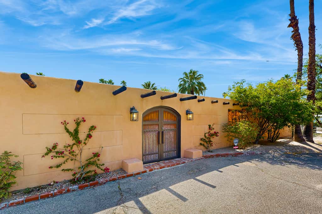 Early California Style - 290