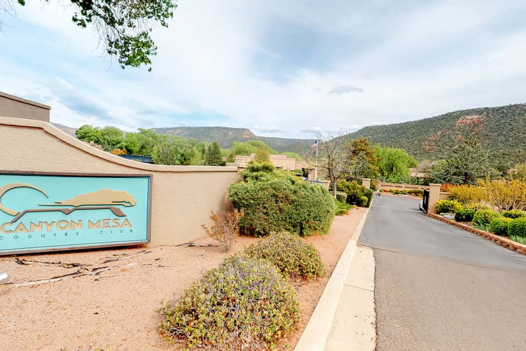 Canyon Lookout