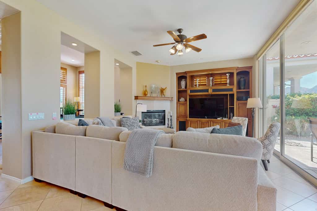 Dog-Friendly Retreat w/ Bar, Private Pool, & Spa - Golf On-Site