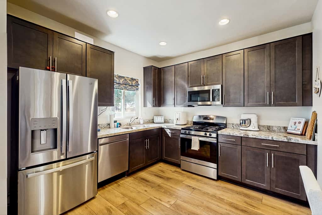 Peaks & Pines Bungalow