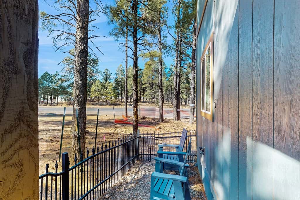 Peaks & Pines Bungalow