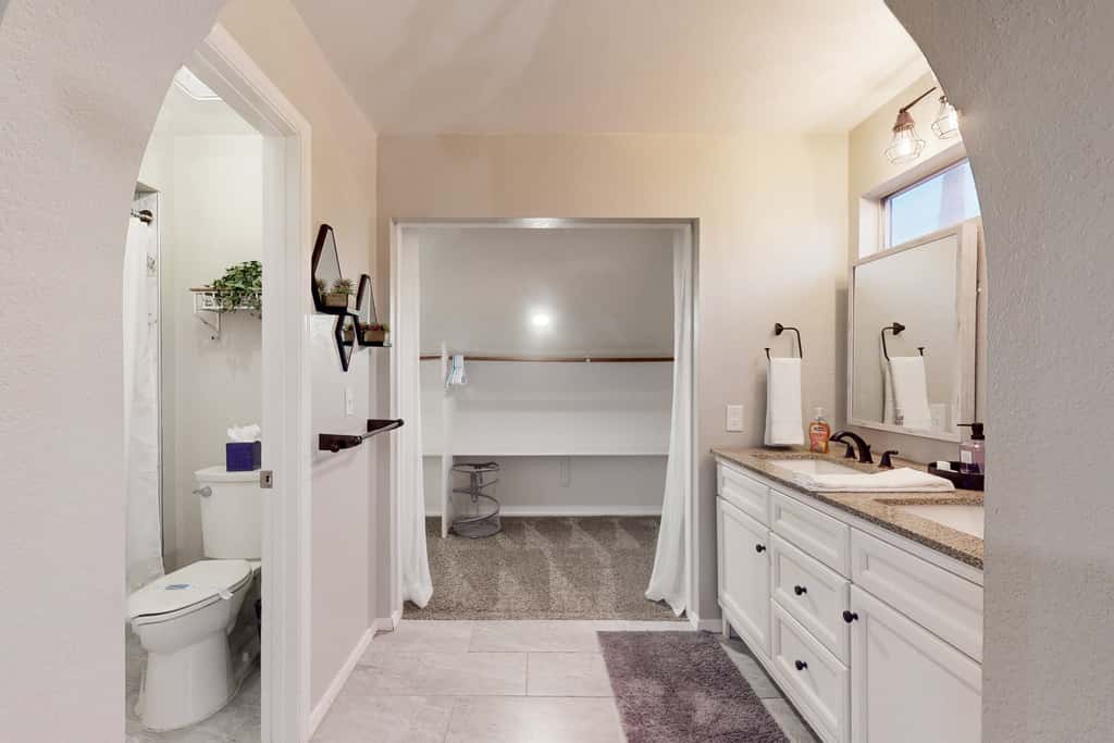 Chandler Chic Retreat