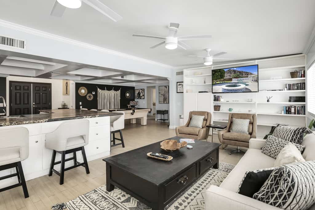 Sunshine, Style & Your Own Private Pool Retreat – Dog-Friendly!- #112181