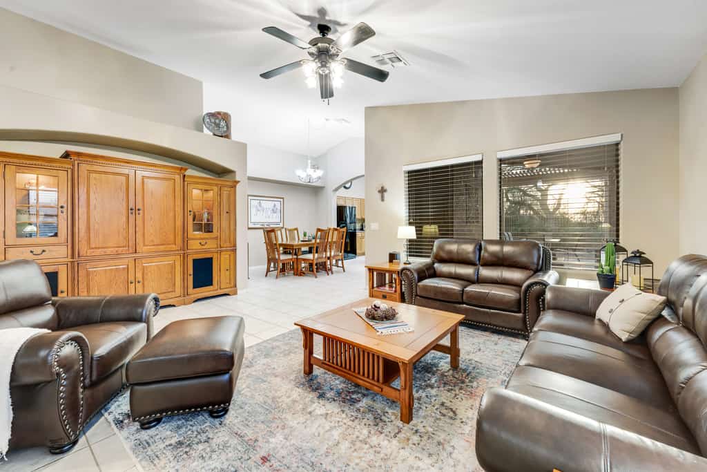 Stunning home with mountain views, pool, fast WiFi, central AC & W/D