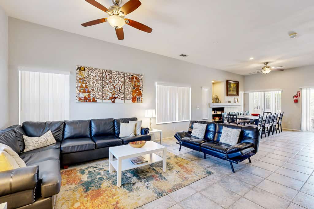 Stunning home  with private heated pool, spa, firepit, grill & alfresco dining