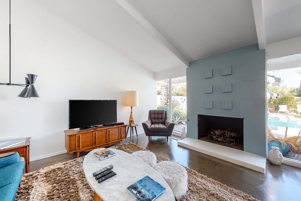 The Arrow of Twin Palms - Midcentury Alexander - 3505