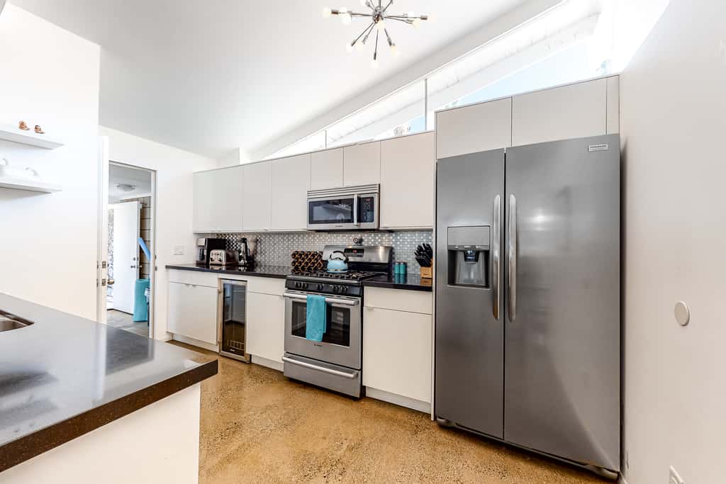 The Arrow of Twin Palms - Midcentury Alexander - 3505