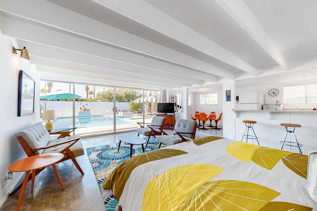 The Arrow of Twin Palms - Midcentury Alexander - 3505