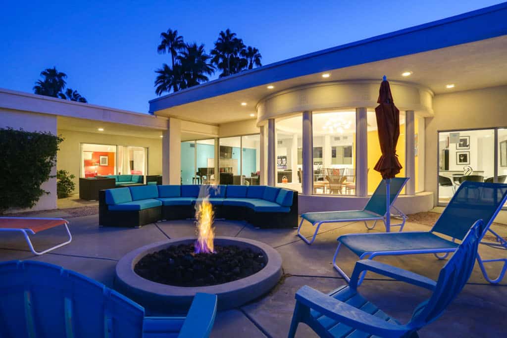 Pleasant & modern dog-friendly home w/ private pool spa & heated outdoor pool