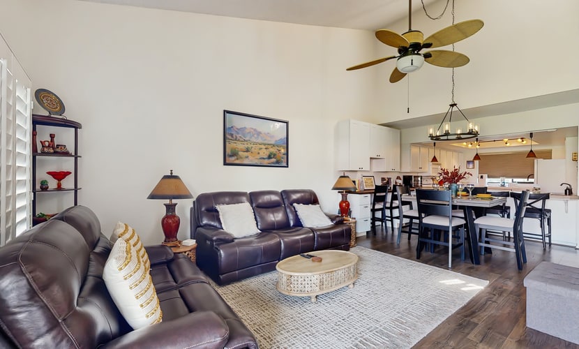 Dog-Friendly Updated Condo Next to Golf Courses w/WiFi, AC, W/D, Shared Pool