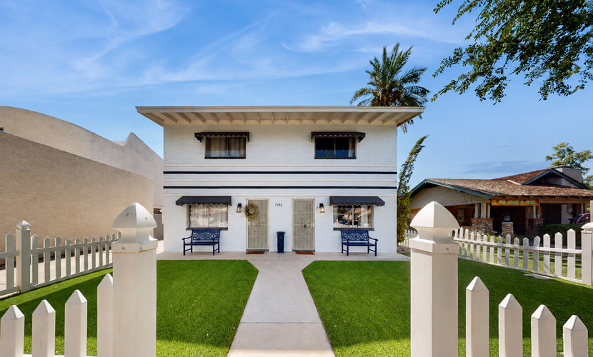 Snowbird-Friendly Condo with Patio Access, Central AC, Free WiFi - Dogs Welcome
