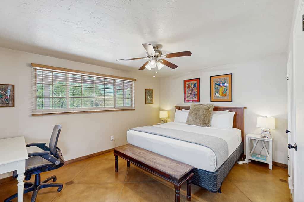Fun, Dog-Friendly Home w/ Game Room, Ping-Pong, Patio, Fast WiFi, & AC