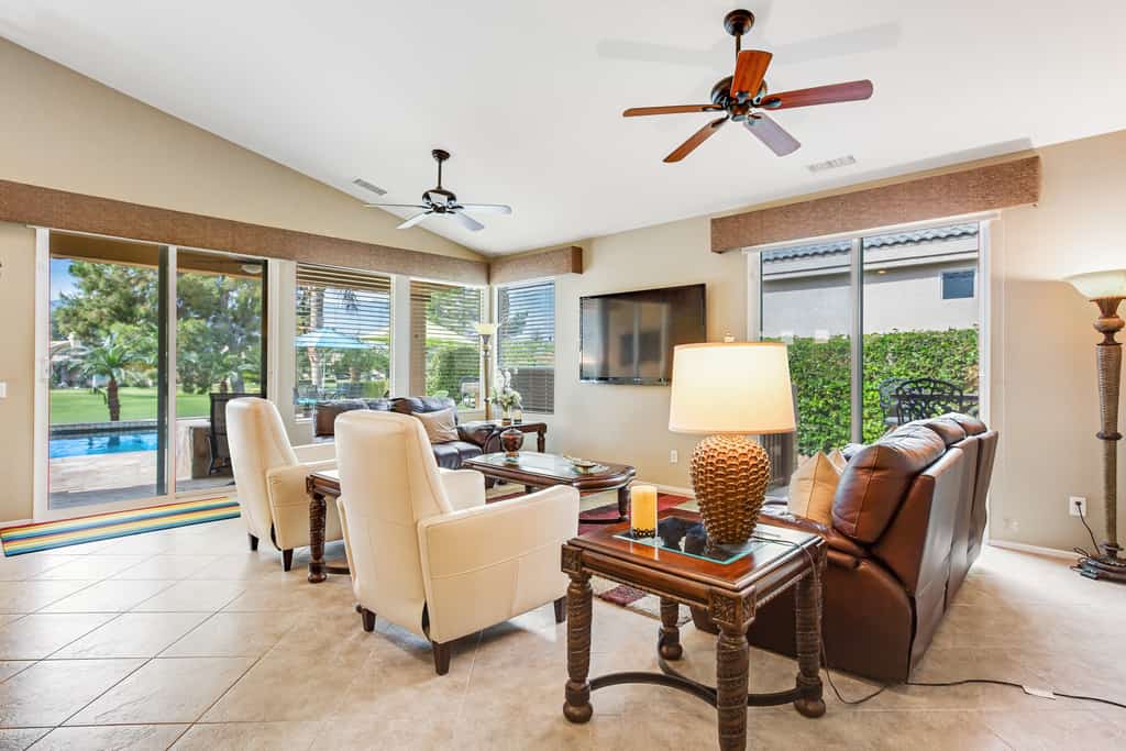 Elegant dog-friendly home on the golf course with private pool & spa