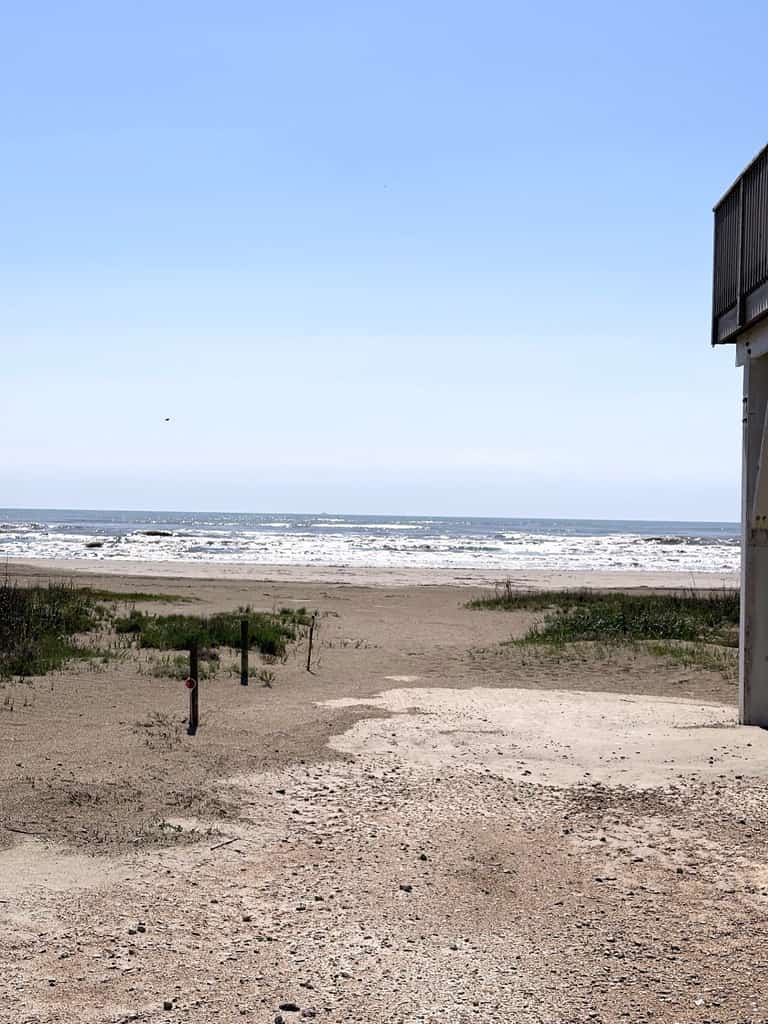 Beachfront Escape at Ocean's Gem for Seaside Memories!