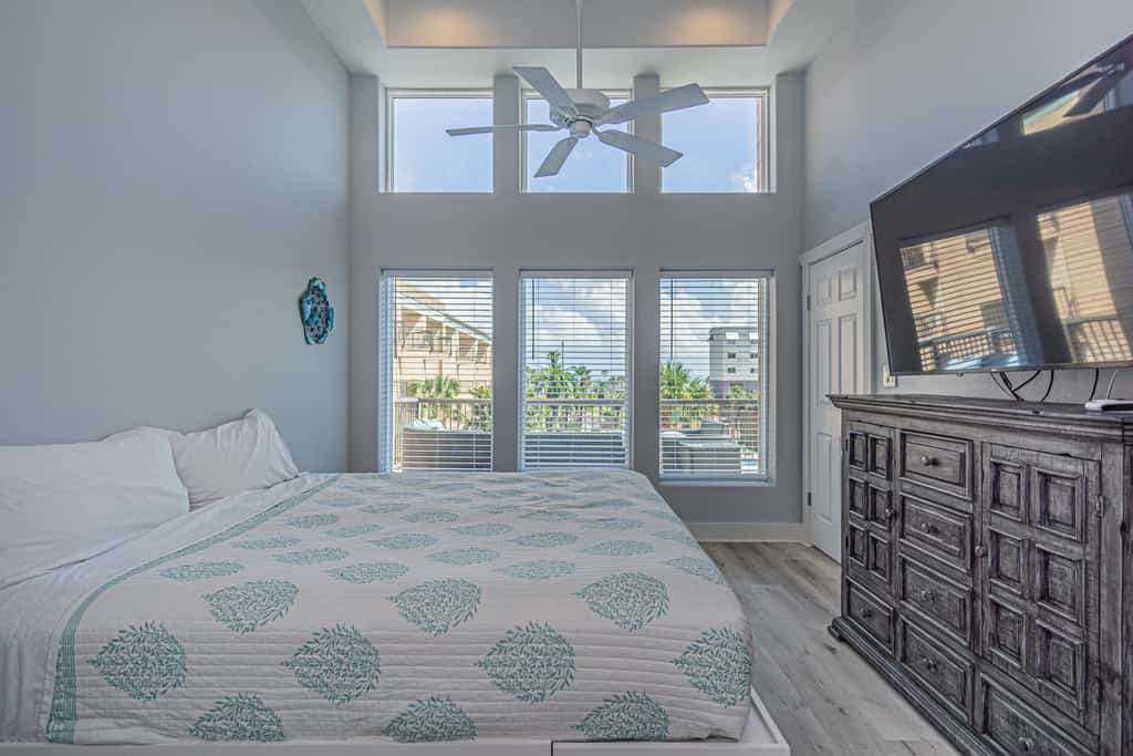 Waves, Sunshine, and Chill Vibes at Salty Mermaid. Dog Friendly!