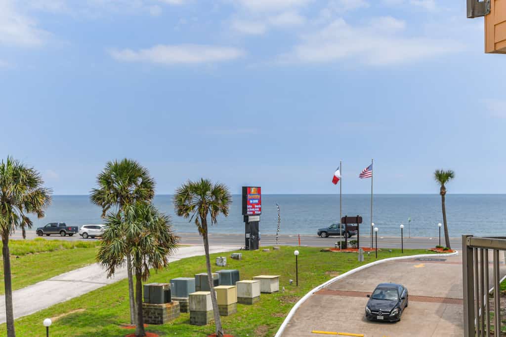 Breathe in, Tune out, and Soak up the Sea at Coastal Therapy!