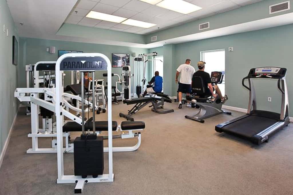 Gulf Front condo with Pools, Beach access and Gym