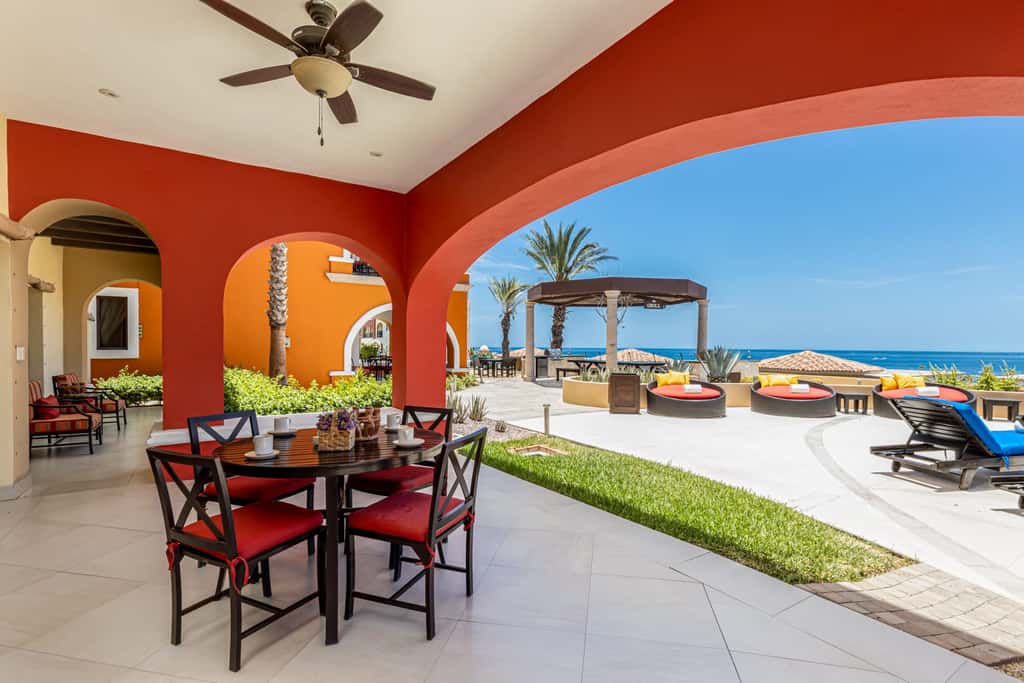 Amazing 2BR Condo with Private Terrace - Ocean View