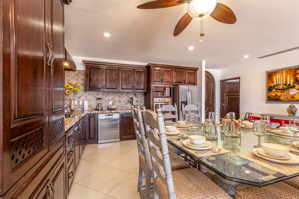 Amazing 2BR Condo with Private Terrace - Ocean View
