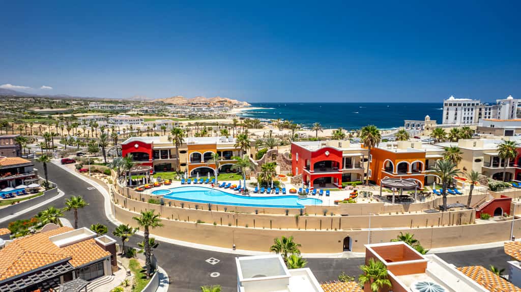 Amazing 2BR Condo with Private Terrace - Ocean View