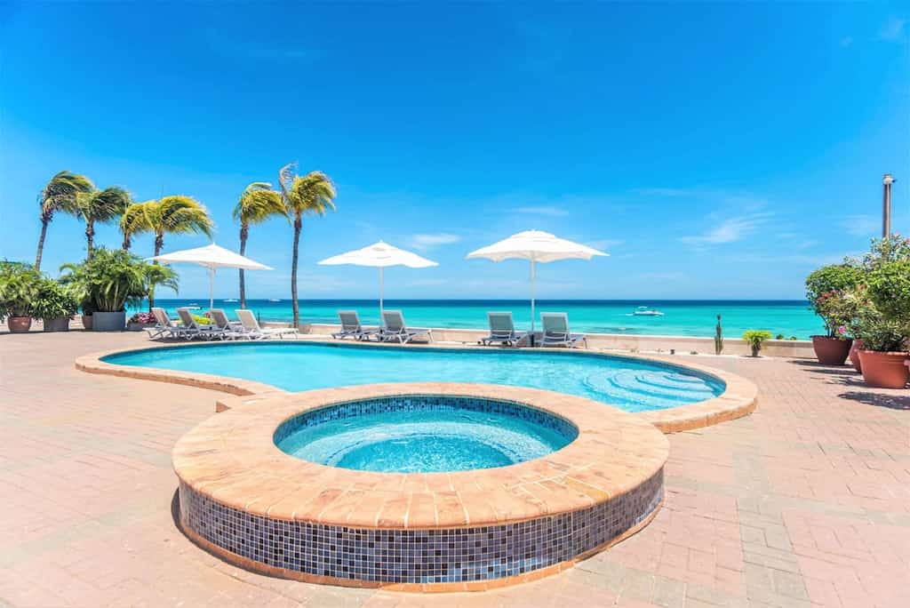 Arashi Beachfront - The best sunsets in Aruba!