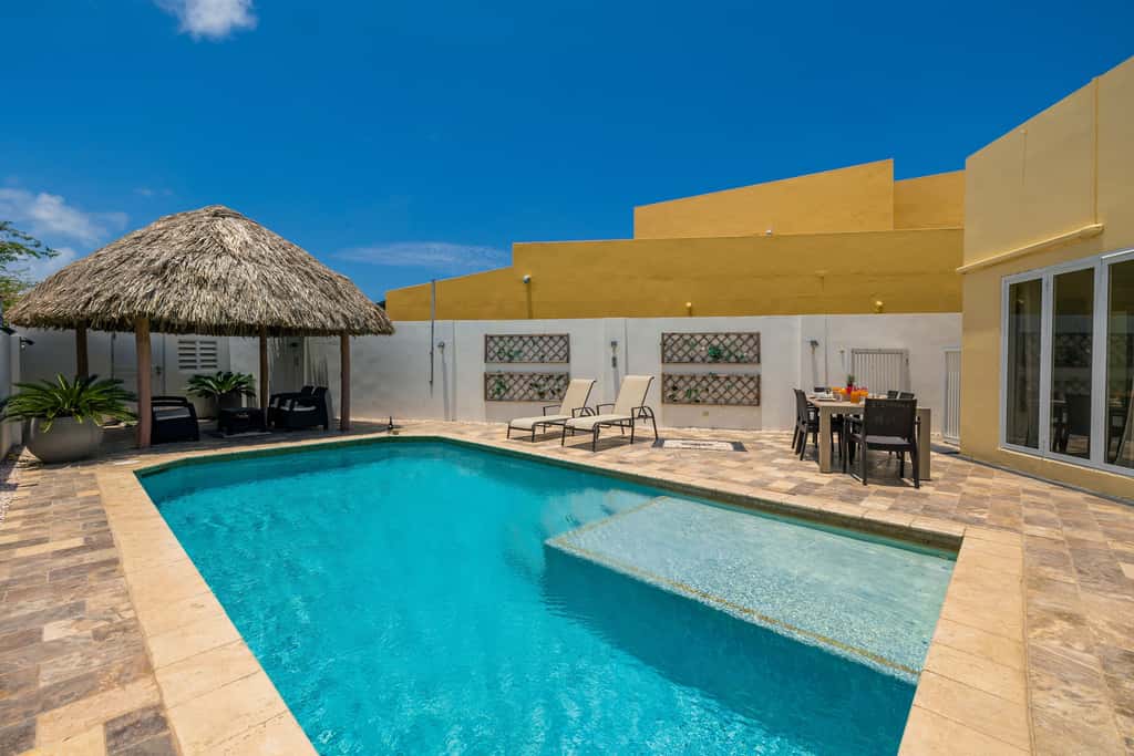 Turibana Villa