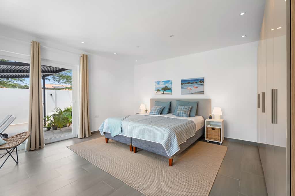 Modern Three Bedroom Villa in Noord
