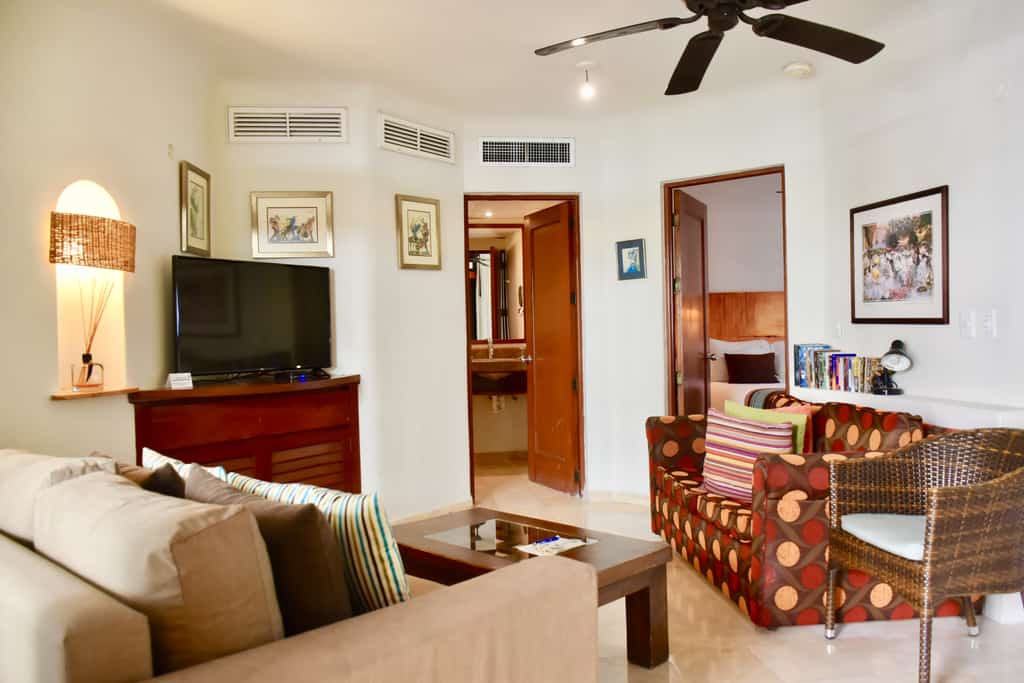 Amazing One Bedroom Suite. 208