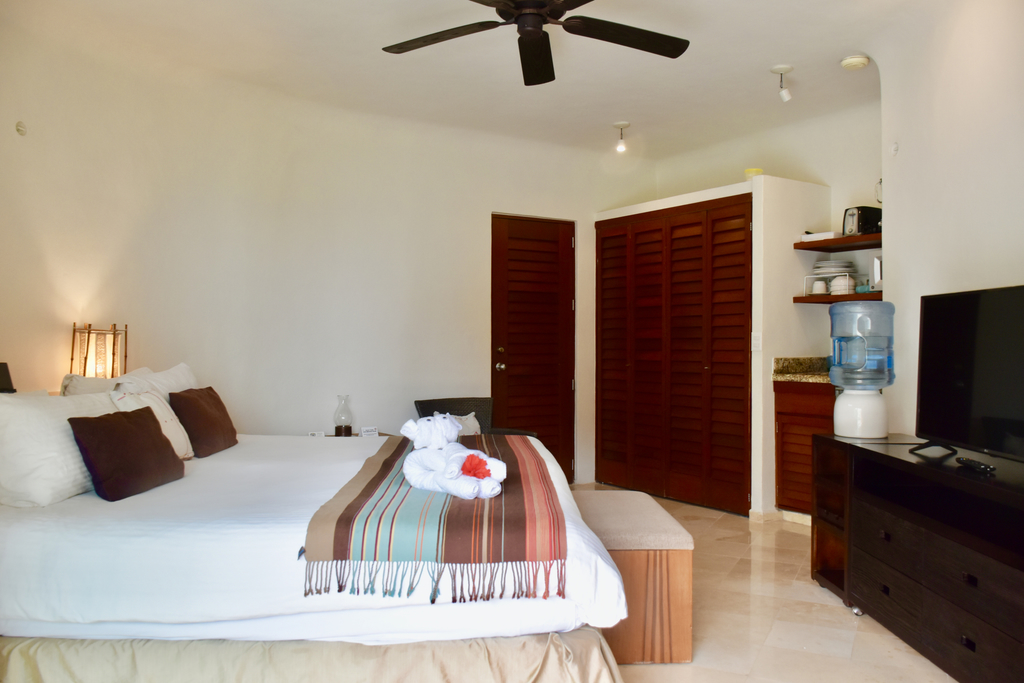 Playa Palms Beach Hotel Playa Palms 303 Ocean View